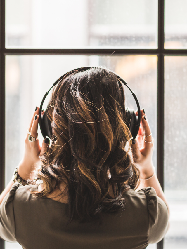 Top 10 IELTS Listening Tips